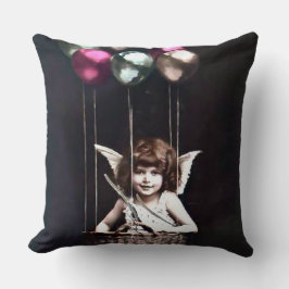 ヴィンテージのキューピッド クッション