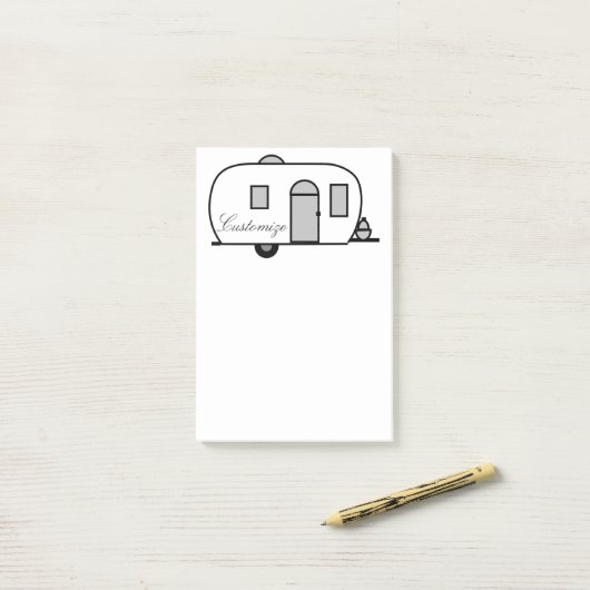 ヴィンテージのクラシックなトレーラーによって円形にされるキャラバン ポストイット (デスク上)