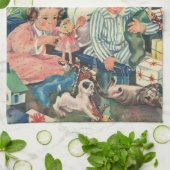 ヴィンテージのクリスマスの朝、子供たちがプレゼントを開ける キッチンタオル (折り畳み)