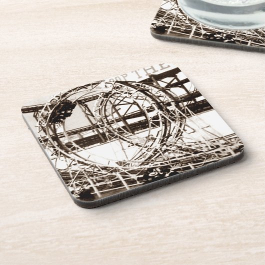 ヴィンテージのコニーアイランドのジェットコースターのセピア色のギフト コースター (左側)