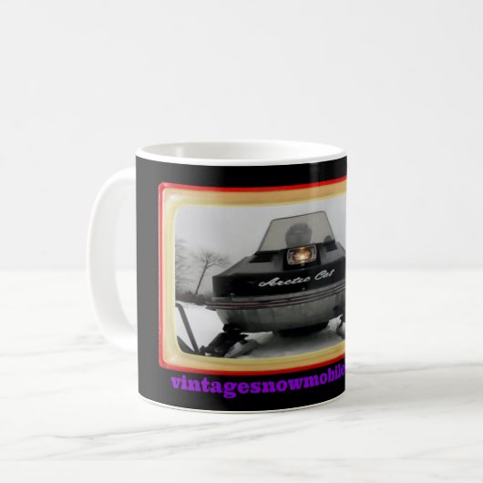 ヴィンテージのスノーモービルの恋人1972の北極猫のマグ コーヒーマグカップ (正面左)