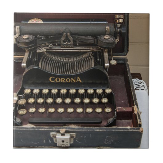 ヴィンテージのタイプライター タイル (正面)