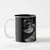 ヴィンテージのタロットの読者のマグ ツートーンマグカップ (左)