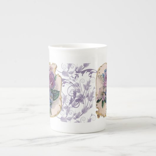 ヴィンテージのデザインの茶マグ ボーンチャイナマグカップ (正面)