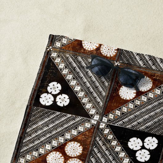 ヴィンテージのトライバルタパパターンFijiから ビーチタオル (インサイチュ)