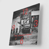 ヴィンテージのトラックによってカスタマイズ時計が付いている古い建物 スクエア壁時計 (傾斜)