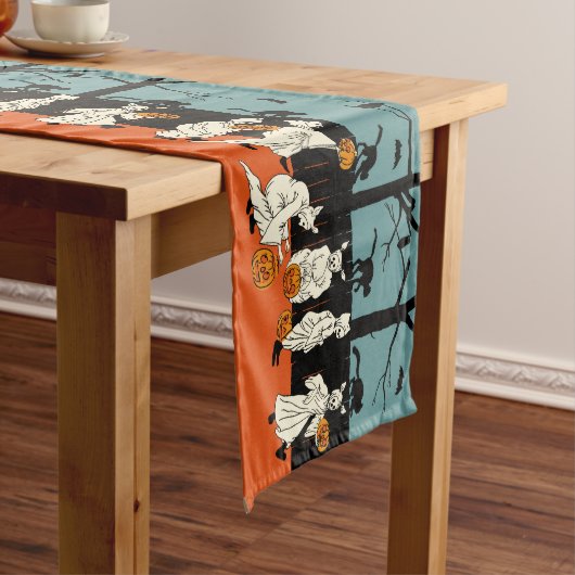 ヴィンテージのハロウィンの幽霊パレード ショートテーブルランナー (インサイチュ)