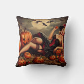 ヴィンテージのハロウィーンのピン留め クッション (裏面)