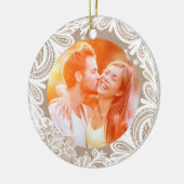 ヴィンテージのバーラップおよびレースのオーナメント セラミックオーナメント (左)