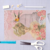 ヴィンテージのビクトリアンな女性および鳥かご 薄葉紙 (クラフト)