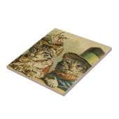 ヴィンテージのビクトリアン帽子をかぶった新郎猫 タイル (側面)