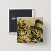 ヴィンテージのビクトリアン帽子をかぶった新郎猫 缶バッジ (正面&裏面)