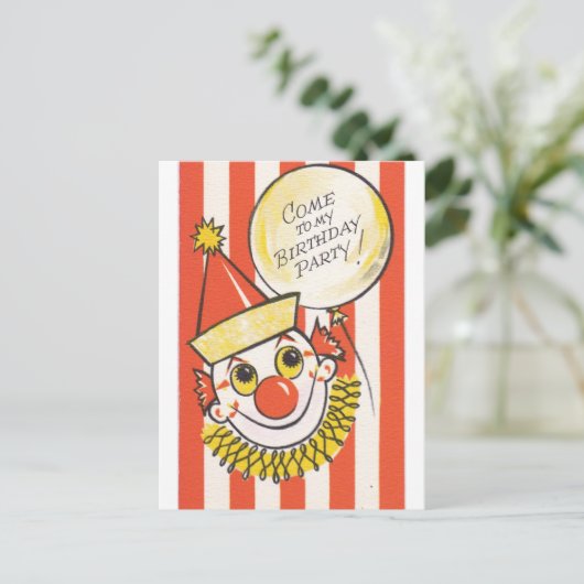 ヴィンテージのピエロが私の誕生日パーティに来る ポストカード (スタンド正面)