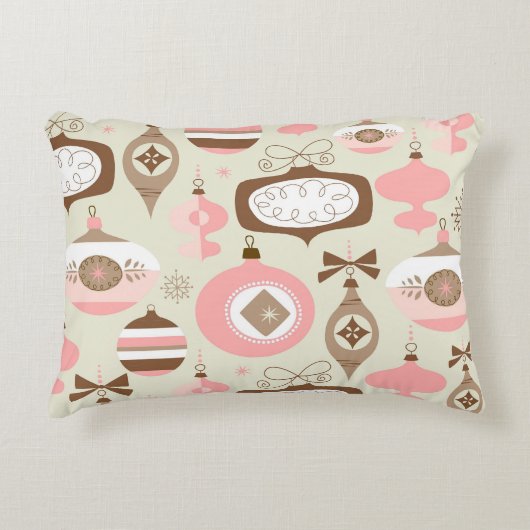 ヴィンテージのピンク及び灰色のクリスマスオーナメント アクセントクッション (正面)