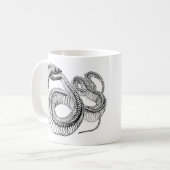 ヴィンテージのヘビの骨組11ozマグ コーヒーマグカップ (正面左)