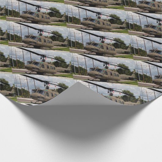 ヴィンテージのベトナム時代のuh1 Hueyの軍隊のチョッパー ラッピングペーパー (角)