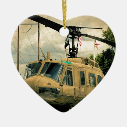 ヴィンテージのベトナム時代のuh1 Hueyの軍隊のヘリコプター セラミックオーナメント (正面)