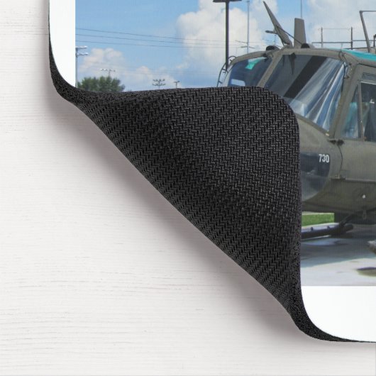 ヴィンテージのベトナムuh1 Hueyの軍隊のヘリコプター マウスパッド (コーナー)