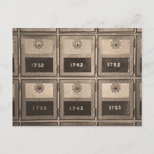 ヴィンテージのポストオフィスボックスと鍵ロック ポストカード (正面)