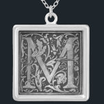 ヴィンテージのモノグラムM シルバープレートネックレス<br><div class="desc">ヴィンテージのモノグラムのM. Metallicの一見。 私達はアルファベットのあらゆる手紙とMを取り替えてもいいです。 "接触"ボタンで私達に連絡して下さい</div>