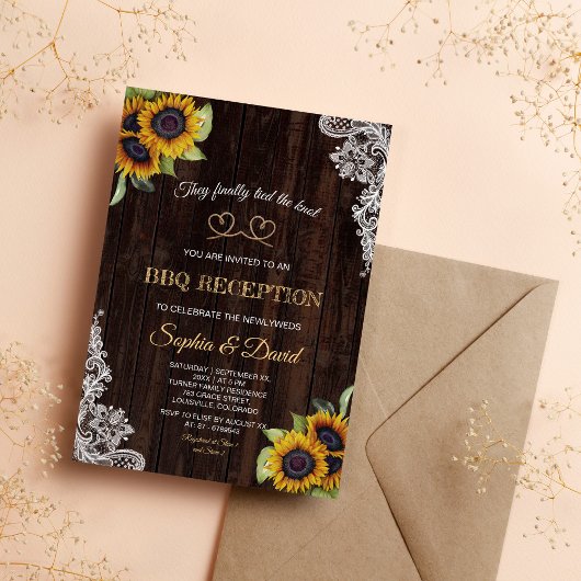 ヴィンテージのレースのロープで結んだひまわりのBBQ 招待状
