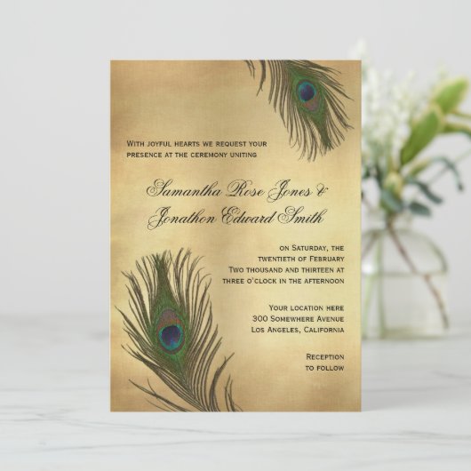 ヴィンテージの一見の孔雀は結婚式招待状に羽をつけます 招待状 (スタンド正面)