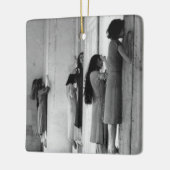 ヴィンテージの不気味な取り憑かれた女性 セラミックオーナメント (左)