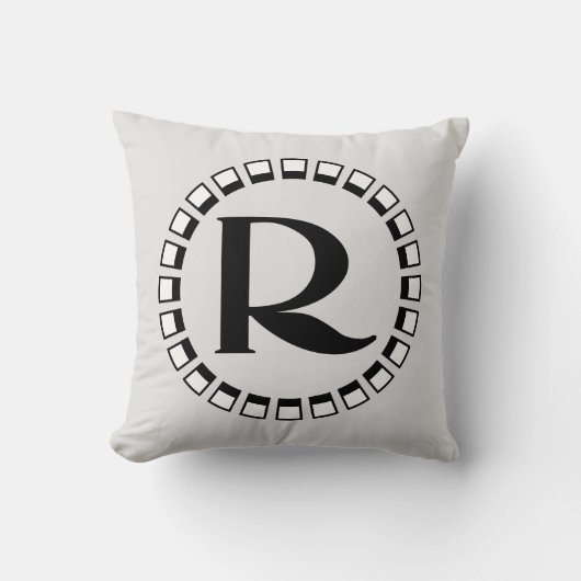 ヴィンテージの世紀末、モノグラムR クッション (正面)