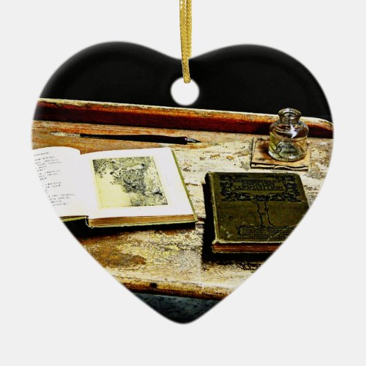 ヴィンテージの卓上-学生の机 セラミックオーナメント (正面)