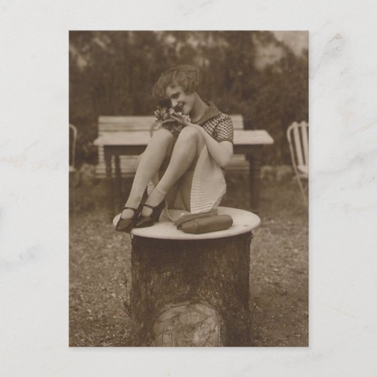 ヴィンテージの危険なピンアップ女の子の写真 ポストカード (正面)