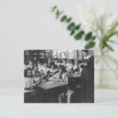 ヴィンテージの女子校写真 ポストカード (スタンド正面)