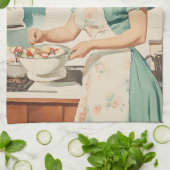 ヴィンテージの女性がイースターエッグを準備 キッチンタオル (折り畳み)