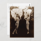 ヴィンテージの女性がクモの巣の衣装を着ている ポストカード (正面/裏面)