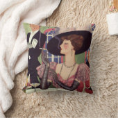 ヴィンテージの女性が煙草を吸い、シャンパンを飲む クッション (ブランケット)