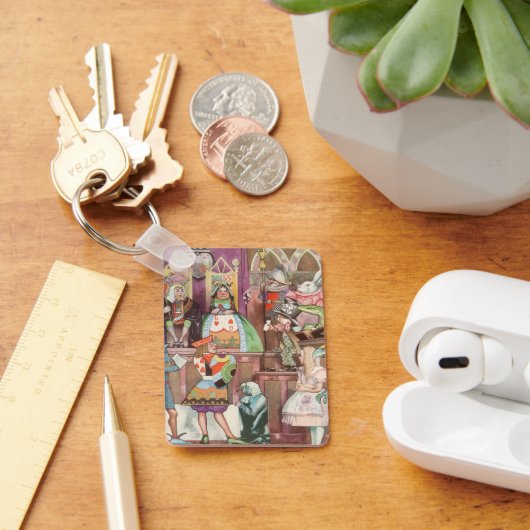 ヴィンテージの女王ワンダーランドのハート キーホルダー (デスク)