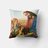 ヴィンテージの子どもがイエス・キリストに花を持って来る クッション (裏面)