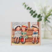 ヴィンテージの子ども達が新聞を取り上げた ポストカード (スタンド正面)