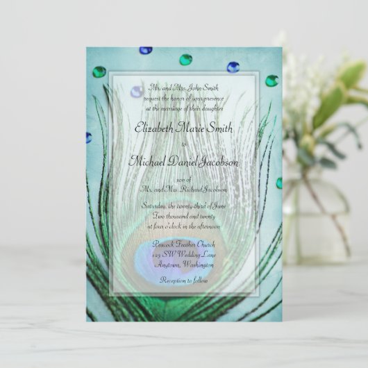 ヴィンテージの孔雀はティール(緑がかった色)の青い結婚式を宝石で飾ります 招待状 (スタンド正面)