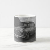 ヴィンテージの小型たる製造人車の白黒マグ コーヒーマグカップ (中央)