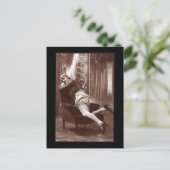 ヴィンテージの少女の写真 ポストカード (スタンド正面)