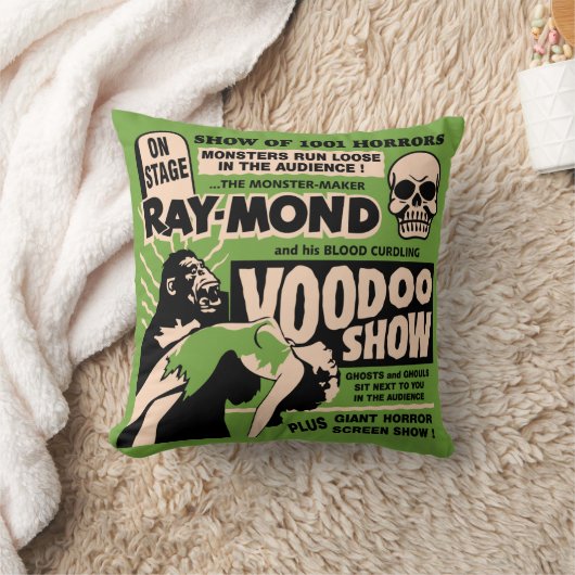 ヴィンテージの幽霊ショーポスター芸術-ブードゥーのスカル! クッション (ブランケット)