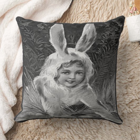 ヴィンテージの復活祭の女の子バニーの衣装B&W, ZSSG クッション (ブランケット)