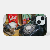 ヴィンテージの携帯電話の静止状態 iPhone 15ケース (裏面横)