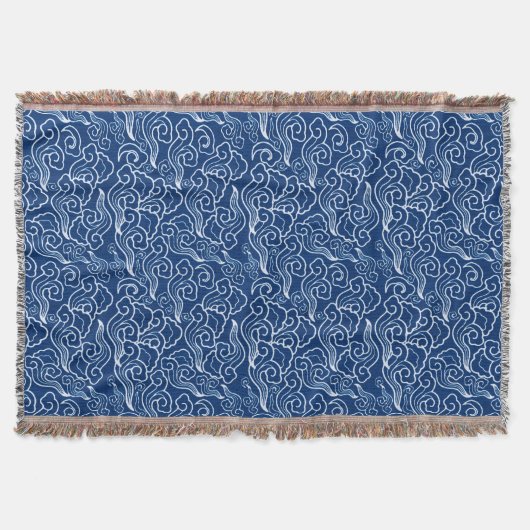 ヴィンテージの日本のな雲、コバルトブルーおよび白 スローブランケット (正面)