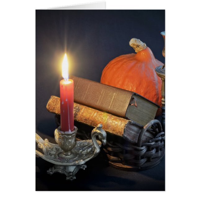 ヴィンテージの本および砂時計 (正面)