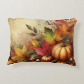 ヴィンテージの水色カボチャと紅葉 アクセントクッション (裏面)