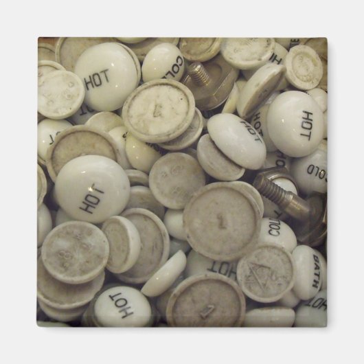 ヴィンテージの熱と冷たい磁器のノブ マグネット (正面)