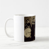 ヴィンテージの男の子のブラスバンドワルシャワインディアナ コーヒーマグカップ (左)