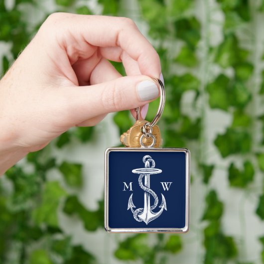 ヴィンテージの白いいかりロープの濃紺の背景 キーホルダー (手)