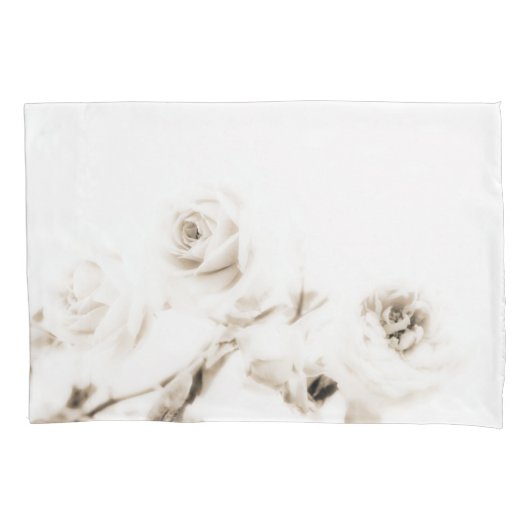 ヴィンテージの白いバラの花 枕カバー (正面)